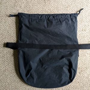 Uniqlo U (2022) Drawstring Shoulder Bag